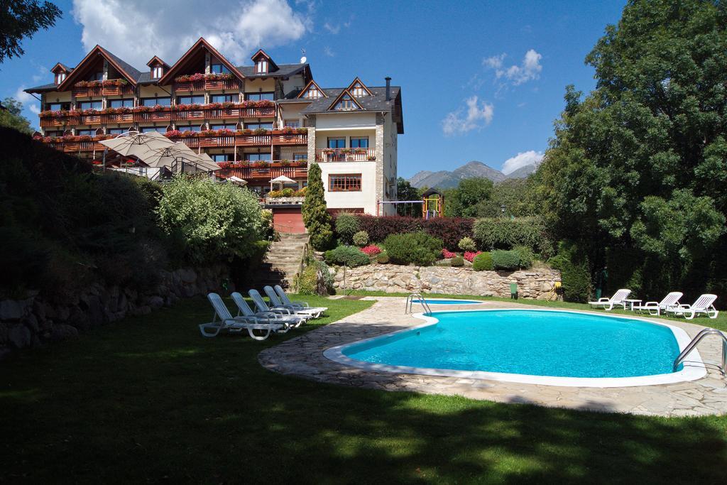 Hotel La Morera Valencia D'Aneu Экстерьер фото