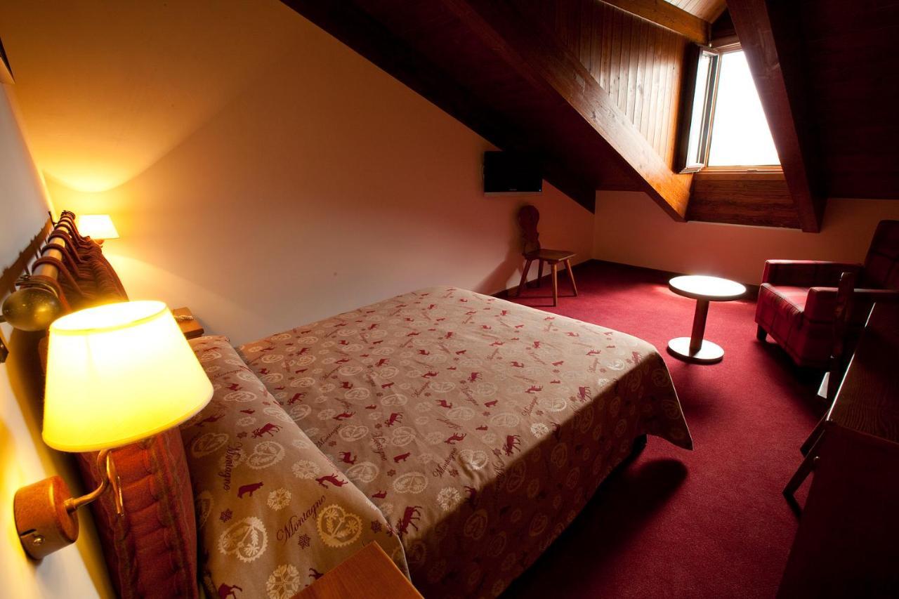 Hotel La Morera Valencia D'Aneu Экстерьер фото
